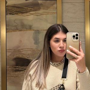 Meet your Posher, Anelisa